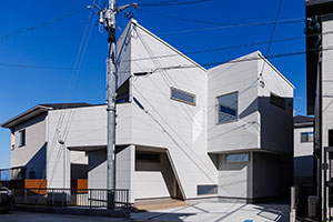 びわこが望めるルーフバルコニーのお家